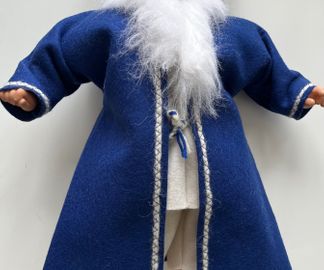 Kläder modell Birk blå/vit, 199 kronor